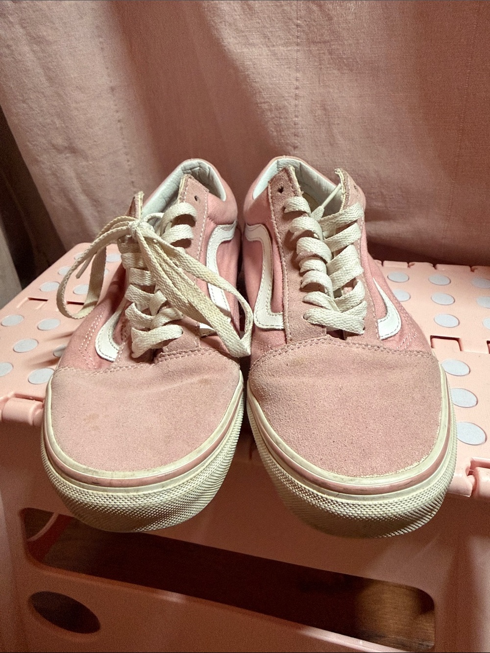 Vans Pink Low-Top Suede Old Skool size 9